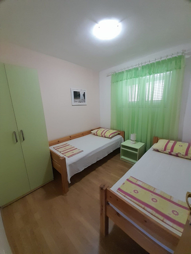 Bedroom 2, Apartments Ivo, Postira