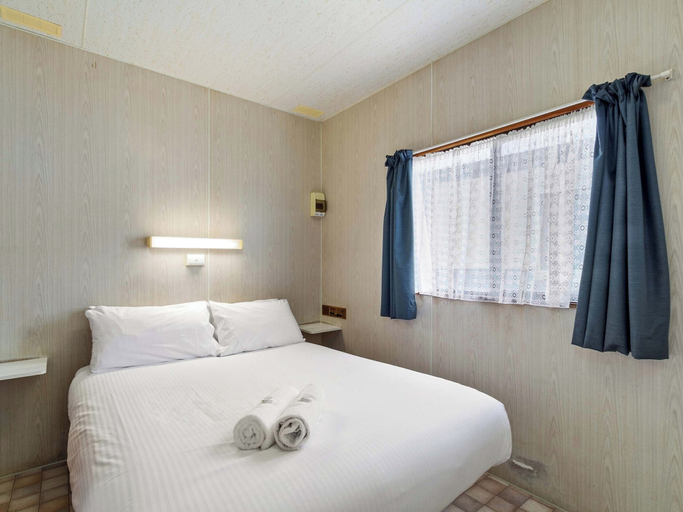 Bedroom 2, Waters Edge Holiday Park, E. Gippsland - Bairnsdale