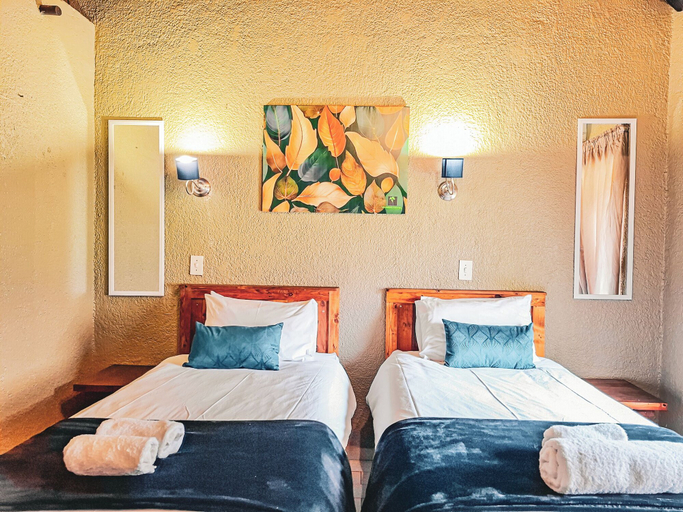 Bedroom 2, Musina Hotel, Vhembe