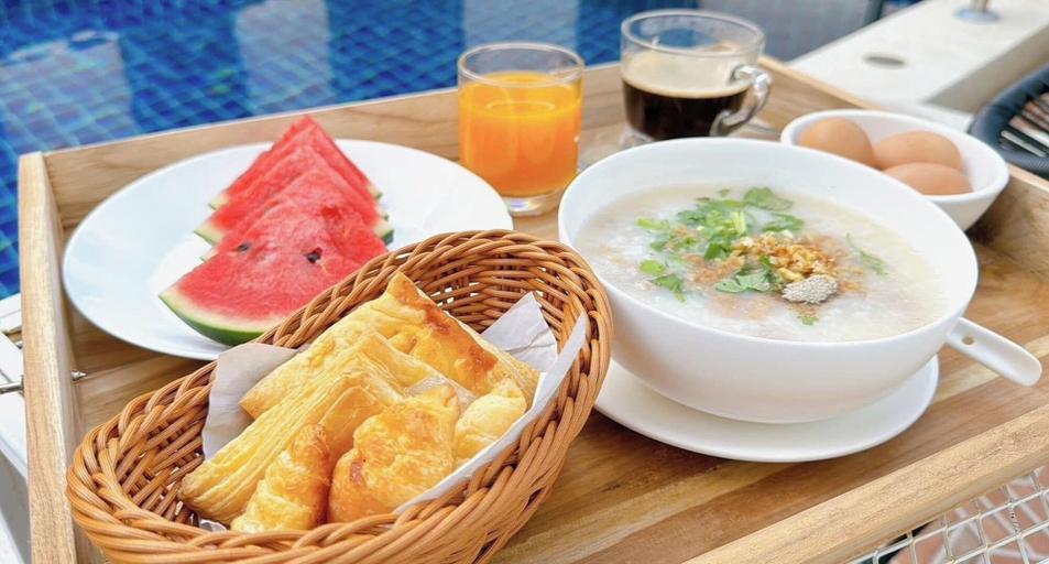 Food & Drinks 5, Chom Chiangrai Hotel, Muang Chiang Rai