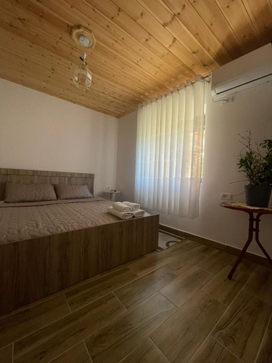 Others 5, Guesthouse Kroi City Center, Beratit