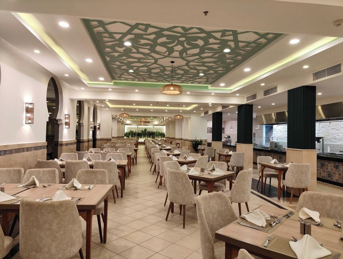 Food & Drinks 5, Edge Rotana Sea Beach, Sharm el-Sheikh