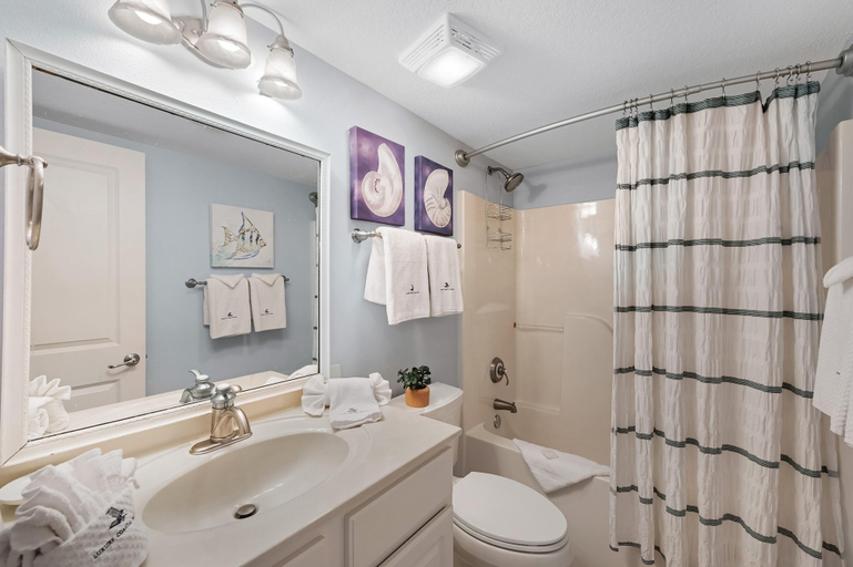 Bathroom 3, Perdido Towers East 104, Escambia