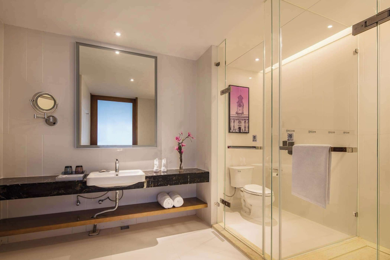Bathroom 4, Ramada Encore Wuhan, Wuhan