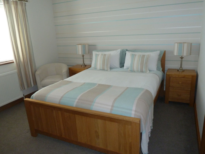 Bedroom 2, Gwynfryn Guest House Pembrokeshire, Pembrokeshire