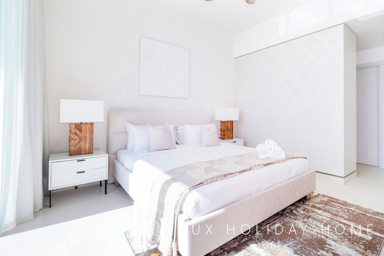 Bedroom 3, LUX Luxury Sunrise Beachfront Suite 1, Dubai