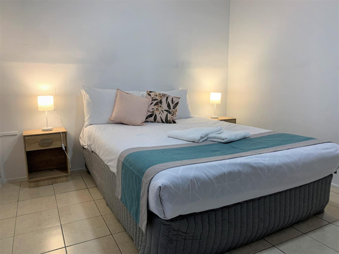 Bedroom 2, Aqua Blue Motel, Gold Coast