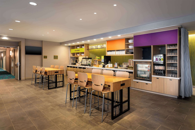 Food & Drinks 5, Home2 Suites by Hilton Bozeman Midtown, Gallatin