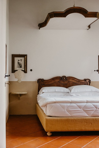 Bedroom 2, Ginestriccio, Livorno