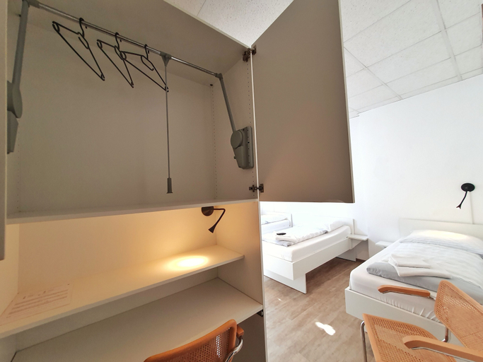 Bedroom 21