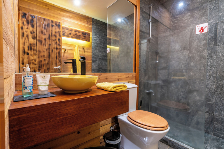 Bathroom, epicenter URBAN, Ponta Delgada