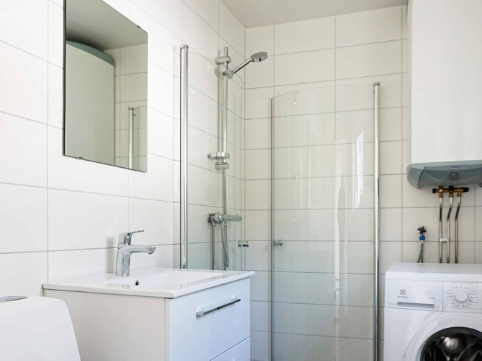 Bathroom, 6 Person Holiday Home in Stromstad, Strömstad