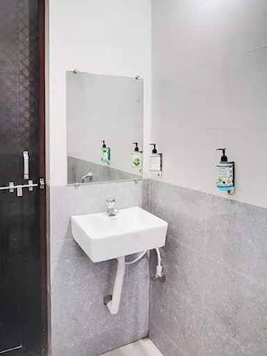 Bathroom 3, Hotel Landmark, Pune