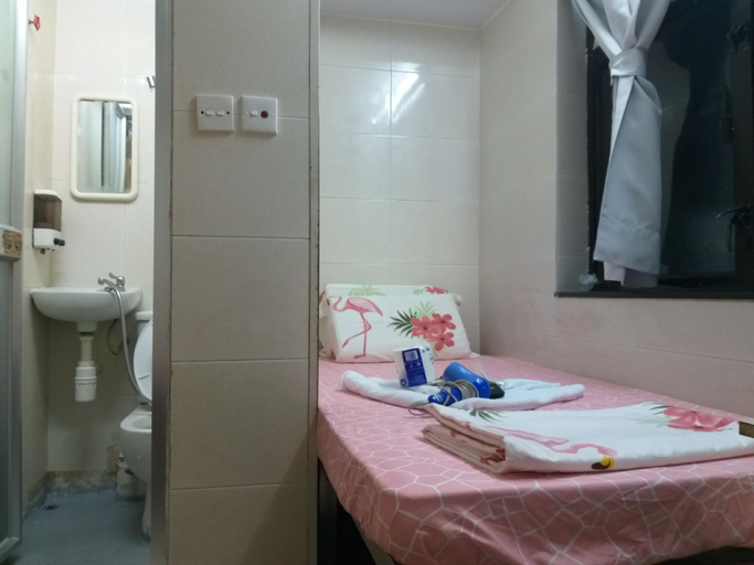 Bathroom 11