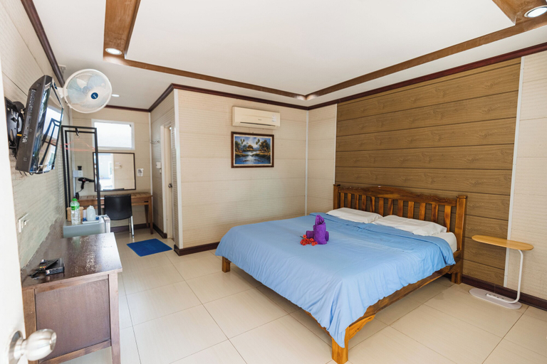 Bedroom 6