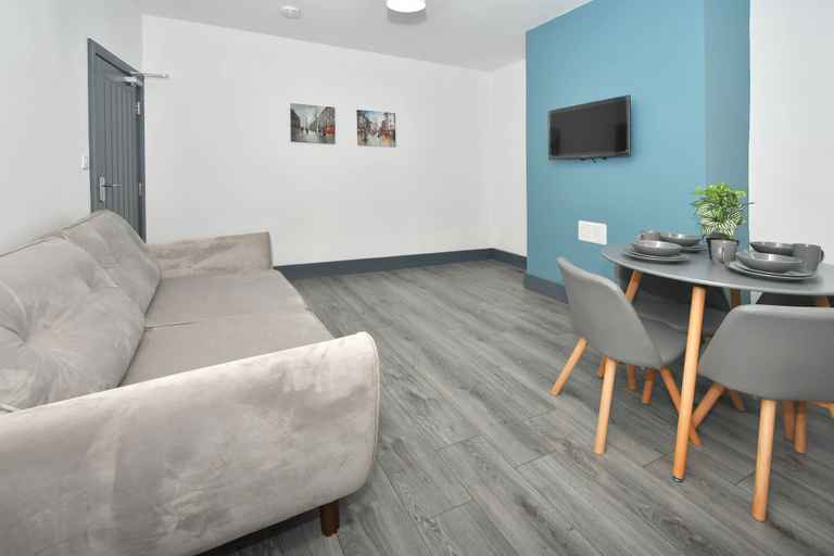 Others 4, Townhouse @ Eastwood Place Stoke, Stoke-on-Trent