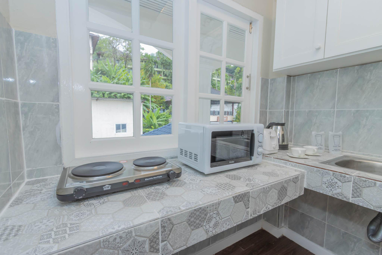 Dining Room 5