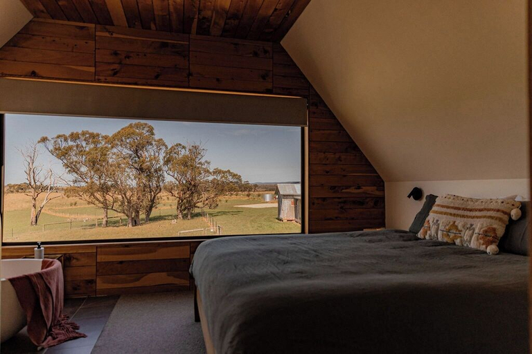 Bedroom 2, Swan River Sanctuary, Glamorgan-Spring Bay