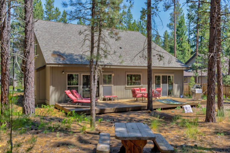 Exterior & Views 1, Jacinto Road 16831, Deschutes