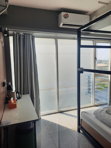 Bedroom 25