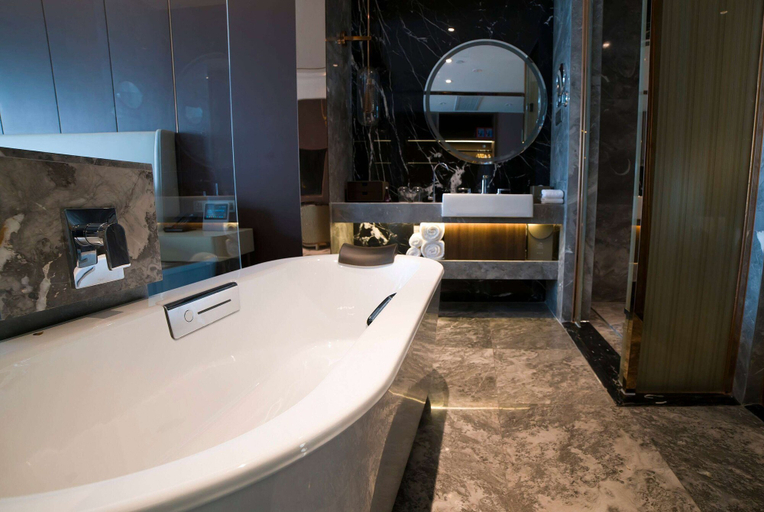 Bathroom 4, Days Hotel & Suites by Wyndham Jiangsu Xinyi, Xuzhou