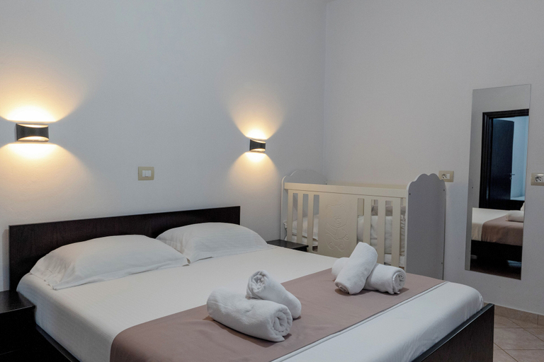 Bedroom 2, Hotel Mariksel, Sarandës