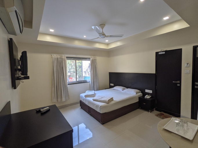 Others 3, Hotel Srikamal International, Solapur
