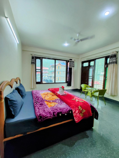 Bedroom 2, Triumph bed and breakfast and cafe, Kullu