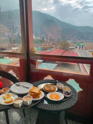 Food & Drinks 5, Tshongdu Boutique, Wangchang