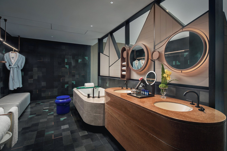 Bathroom 4, Hotel Indigo Ningbo Riverside by IHG, Ningbo