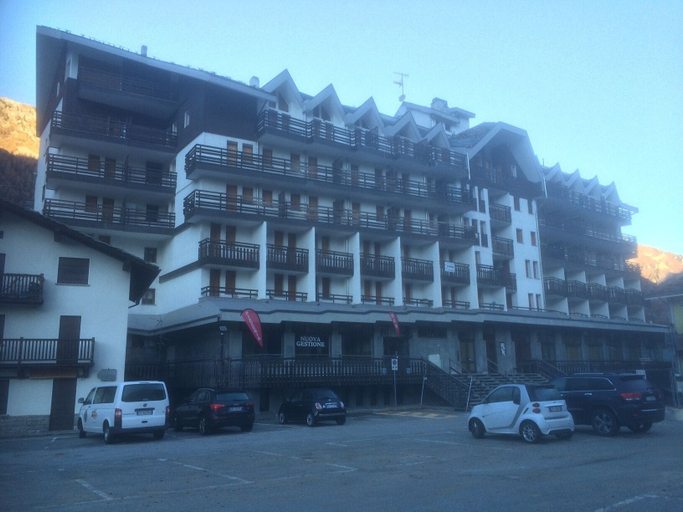 Exterior & Views 2, Group Apartment, Aosta