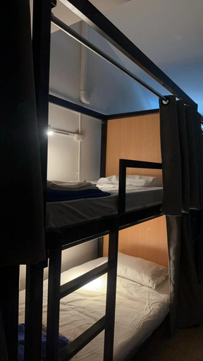 Bedroom 17