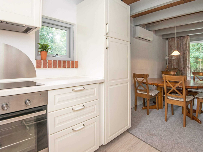 Others 4, 5 Person Holiday Home in Ebeltoft, Syddjurs