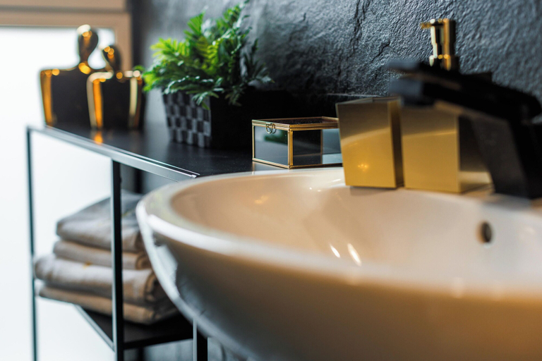 Bathroom 4, Emihouse Riverside Apartments, Rzeszów City