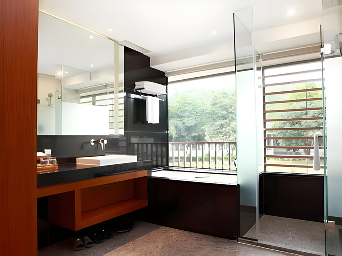Bathroom, Baiyun Lakeside Hotel, Guangzhou