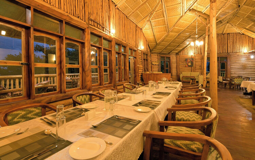 Food & Drinks 5, Orugano Bwindi Lodge, Kisoro