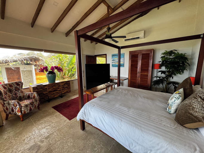 Bedroom 3, Ciel y Miel, Portobelo