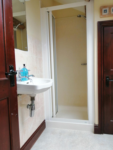 Bathroom 3, The Old Stables, Wiltshire