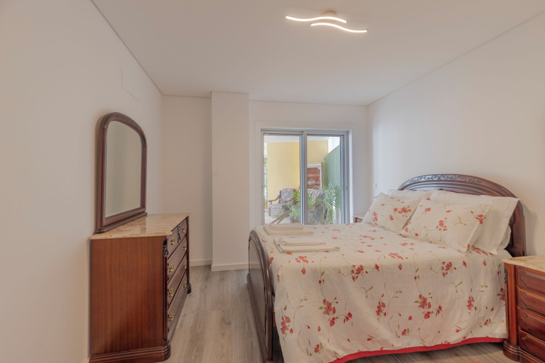 Bedroom 3, Sea Sound Apartment by Trip2Portugal, Sesimbra