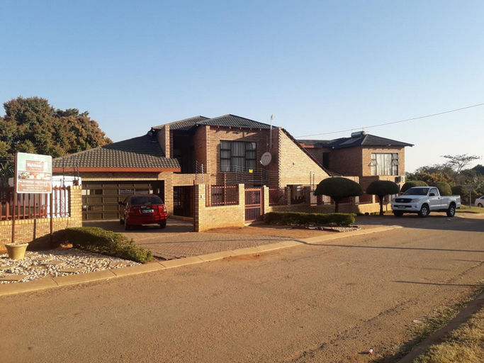 Exterior & Views 2, Vakhusi Bed and Breakfast, Vhembe