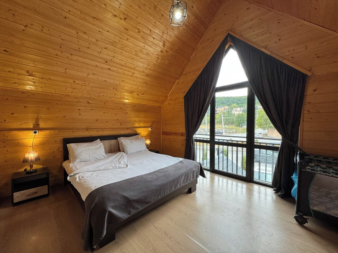 Bedroom 2, Everest Rest House