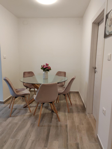 Facilities 4, Apartments and pool Luminous, Pula
