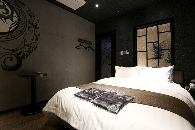 Bedroom 11