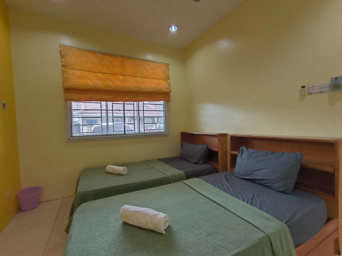 Bedroom 3, Natol Homestay - Moyan Batu Kawa, Kuching