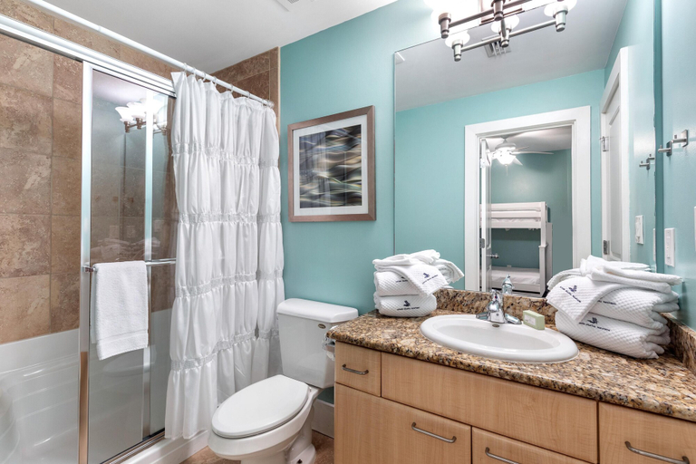 Bathroom 3, Caribe D411, Escambia