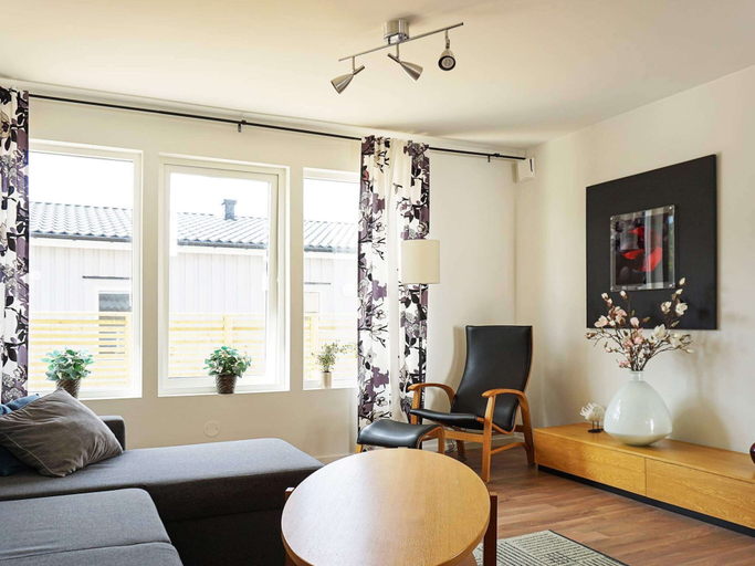 Others 5, 6 Person Holiday Home in Stromstad, Strömstad