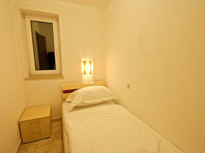 Bedroom 4, Holiday Home in Novigrad With Private Pool, Novigrad