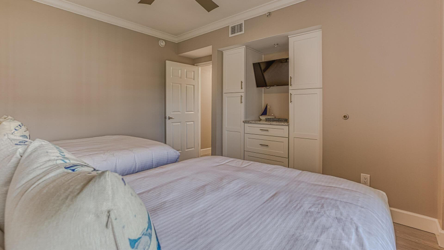 Bedroom 3, St. Maarten 1207 at Silver Shells, Okaloosa