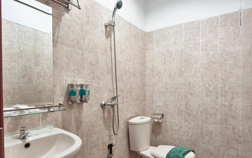 Bathroom 5