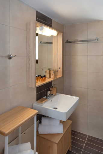 Bathroom 5, Syra Suites, South Aegean